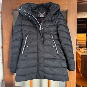 Vince Camuto Women's Black Puffer Jacket with Faux Fur Lined Hood